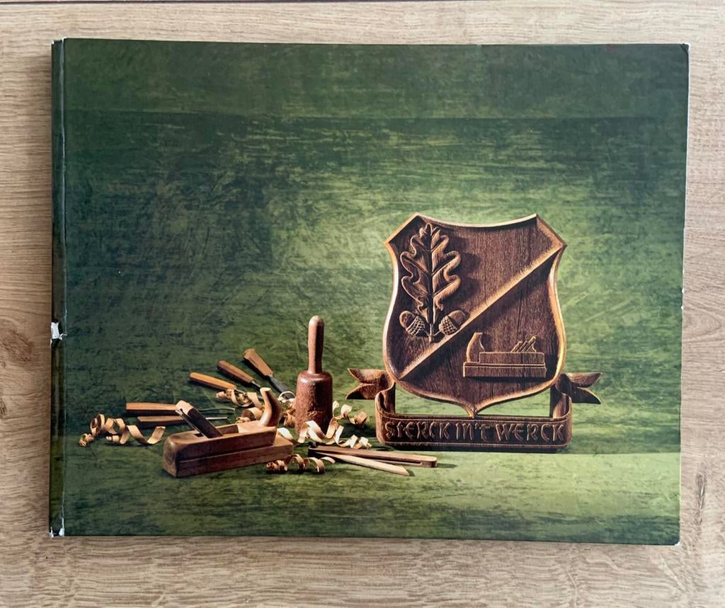 Meubelfabriek oisterwijk tin  eiken meubels klokken lampen, Ophalen of Verzenden