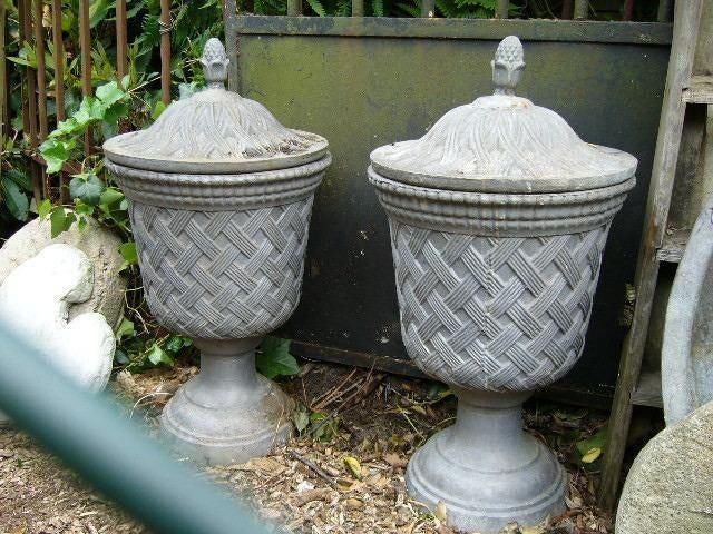 Gietijzeren Tuinvazen set mandweefmotief, Tuin en Terras, Tuinvazen, Ophalen