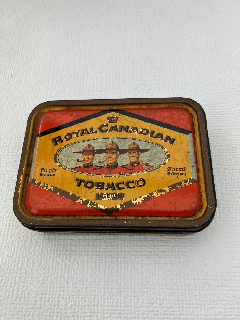 blik Royal Canadian Tobacco, Verzamelen, Blikken, Ophalen of Verzenden, Gebruikt, Overige