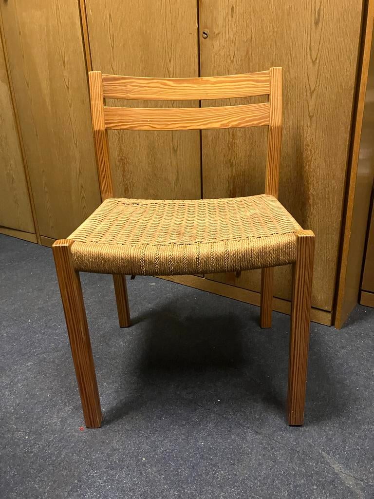 Twee vintage stoelen Moller, Huis en Inrichting, Stoelen, Zo goed als nieuw, Eén, Hout, Overige kleuren, Ophalen