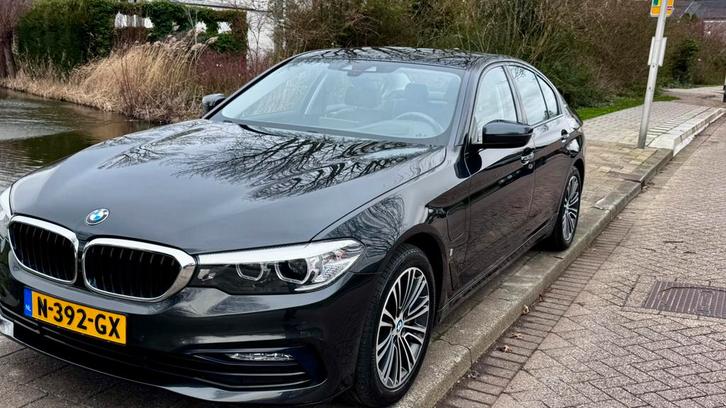 BMW 5-Serie 530e 184pk Aut. 2018 zilver Grijs, Auto's, BMW, Particulier, 5-Serie, Aangepast voor mindervaliden, ABS, Achteruitrijcamera