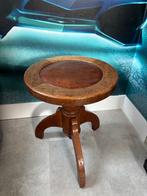 Antieke houten pianokruk met leren zitting, Ophalen