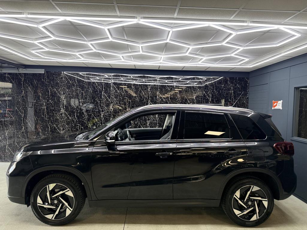 Suzuki Vitara 1.4 Boosterjet Style Smart Hybrid / PANO / WIN, Auto's, Suzuki, Voorwielaandrijving, Zwart, 4 cilinders, Zwart