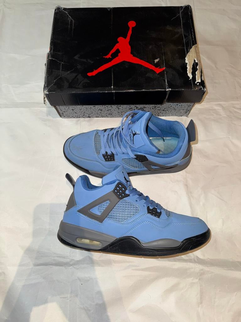 Jordan 4 University Blue - Size 43, Kleding | Heren, Schoenen, Blauw, Ophalen of Verzenden, Sneakers of Gympen, Gedragen