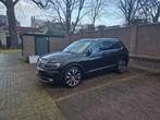 Volkswagen Tiguan 1.4 TSI Highline R-Line Business Zwart, Auto's, 1800 kg, Zwart, 4 cilinders, 150 pk