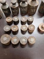 Verzameling oude gewichten, Antiek en Kunst, Antiek | Gereedschap en Instrumenten, Ophalen of Verzenden