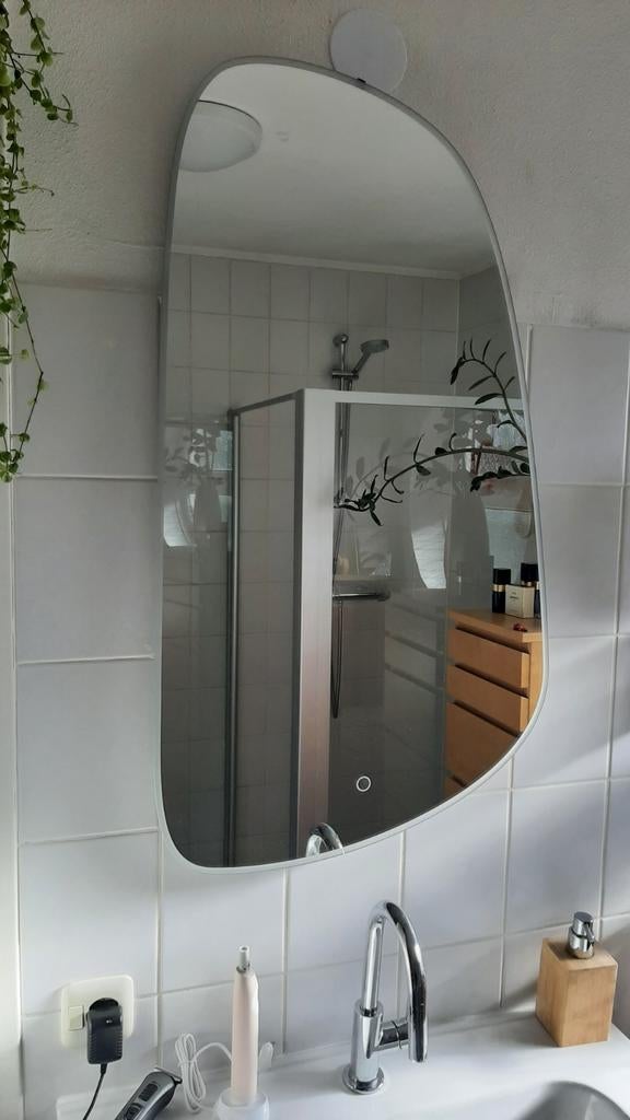 Badkamerspiegel., Huis en Inrichting, Woonaccessoires | Spiegels, Nieuw, Ophalen of Verzenden, Minder dan 100 cm, Overige vormen