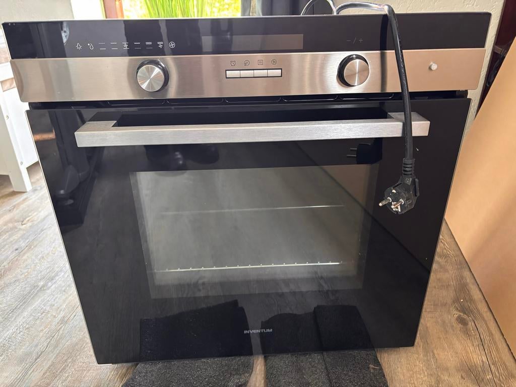 Inventum inbouw oven, Witgoed en Apparatuur, Oven, Hete lucht, Zo goed als nieuw, Inbouw