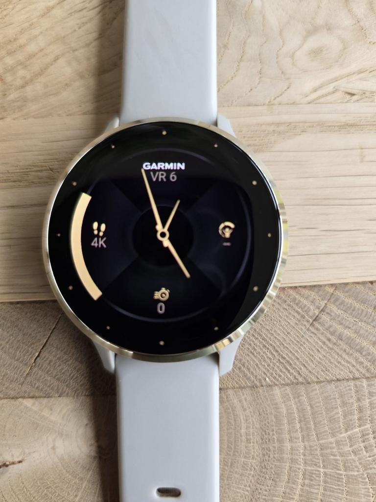 Zeer mooie Garmin Venu 3S Smartwatch, Sieraden, Tassen en Uiterlijk, Smartwatches, Ophalen, Snelheid, Garmin, Zo goed als nieuw