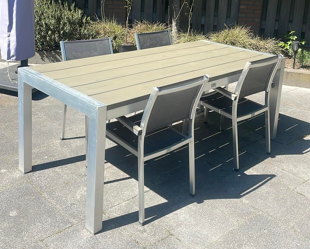 Tuintafel met 4 stoelen, Ophalen, Gebruikt, Aluminium