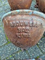 Veedrinkbakken / bloempot, Rond, Ophalen of Verzenden, Aardewerk, Minder dan 40 cm