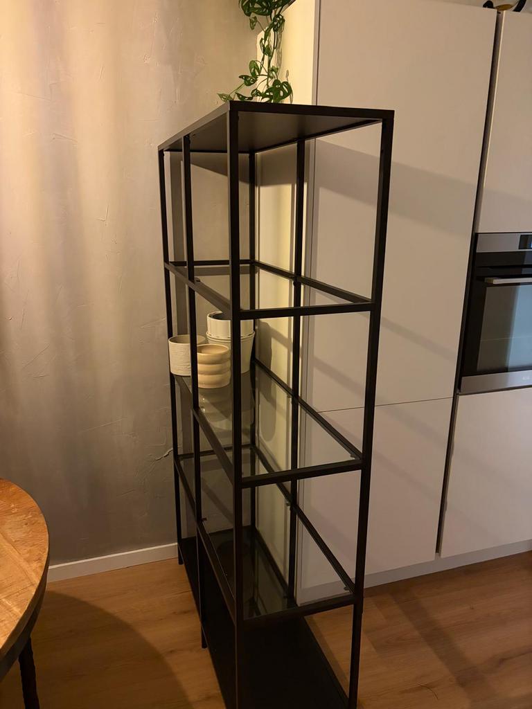 VITTSJÖ, Huis en Inrichting, Kasten | Vitrinekasten, Ophalen, 50 tot 100 cm, Zo goed als nieuw, Minder dan 100 cm