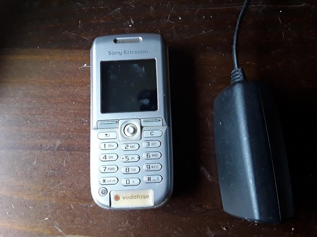 SONY ERICSSON MOBIELE TELEFOON, Ophalen of Verzenden, Geen camera, Zwart