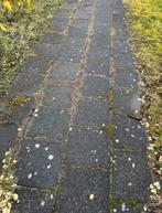 Gratis stoeptegels en grindtegels, Tuin en Terras, Ophalen, Zo goed als nieuw, Beton, Terrastegels
