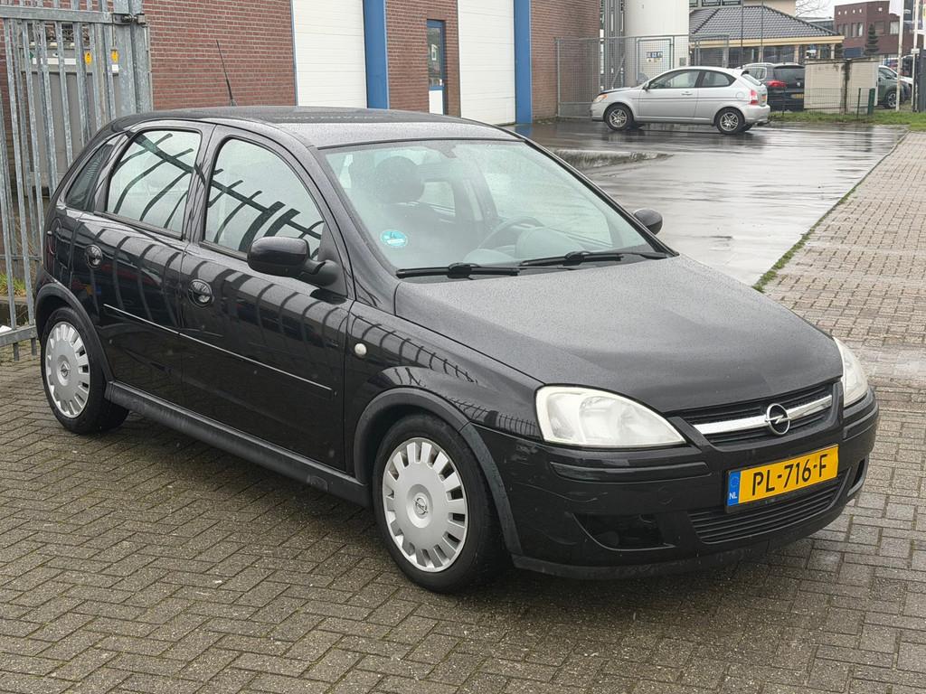 Opel Corsa 1.2-16V Essentia 5 deurs 80PK! TOPSTAAT l NIEUWE, Voorwielaandrijving, Elektrische ramen, Gebruikt, 4 cilinders