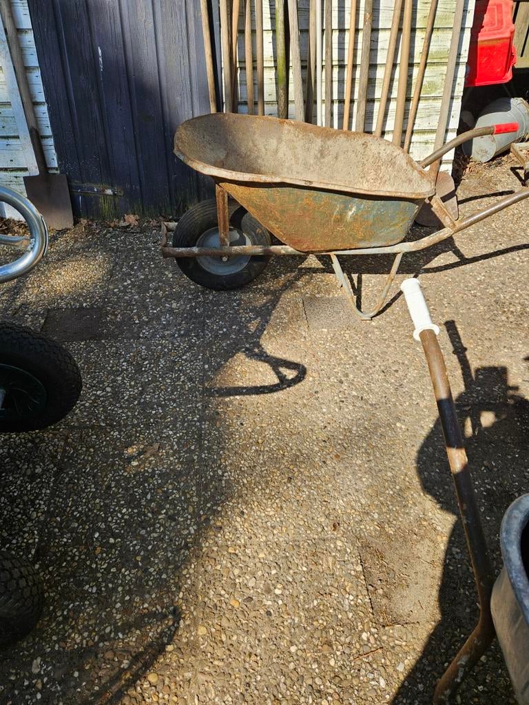 Goede gebruikte kruiwagen met goed wiel en harde band, Ophalen of Verzenden, Gebruikt