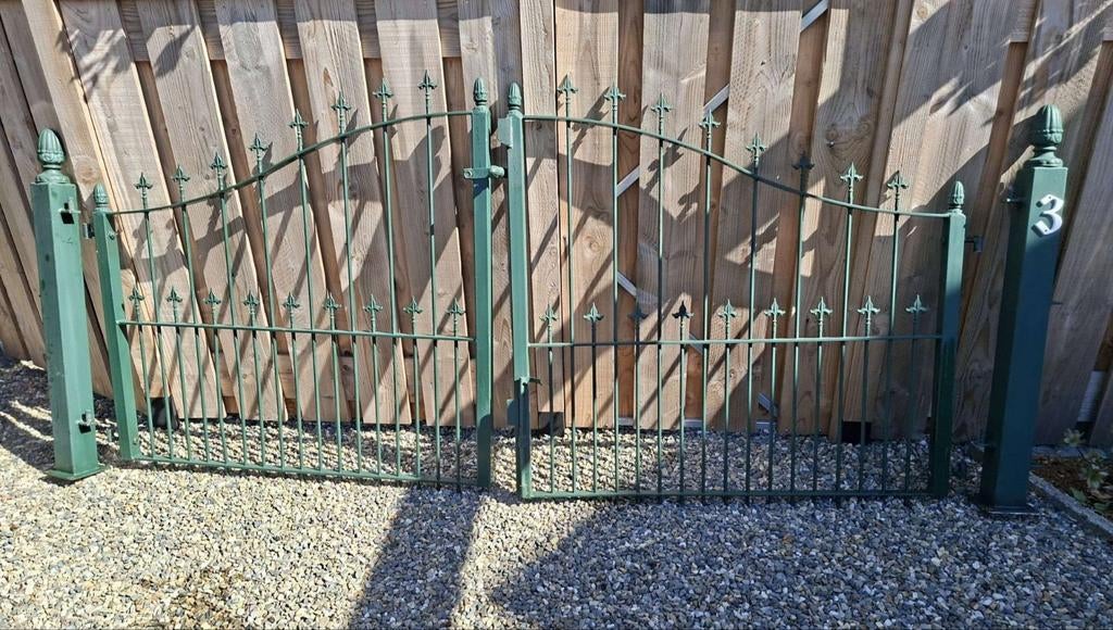 Groen verzinkt gietijzeren poort, Ophalen, Met poort, Gebruikt, Sierhekwerk