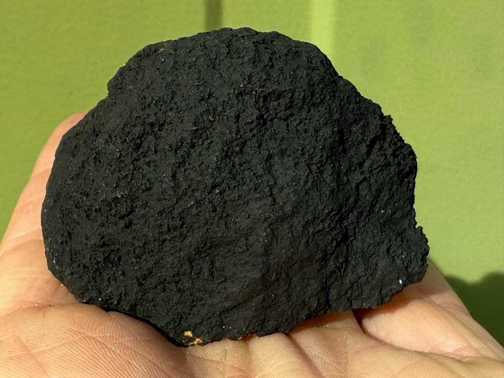 Powerboll geode mineralen fluorescerende UVActief, Ophalen of Verzenden, Mineraal