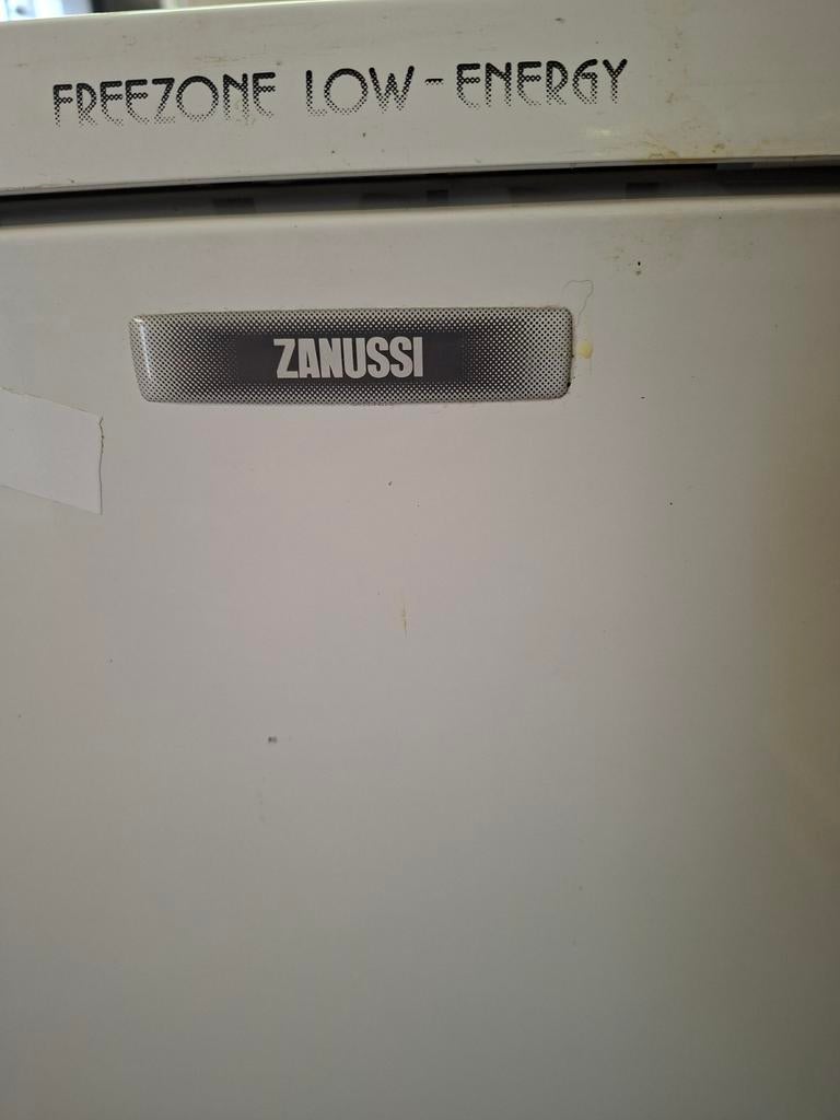 Zanussi Diepvrieskast - Compact en Energiezuinig, Gebruikt, Minder dan 60 cm, Energieklasse A of zuiniger, Vrijstaand