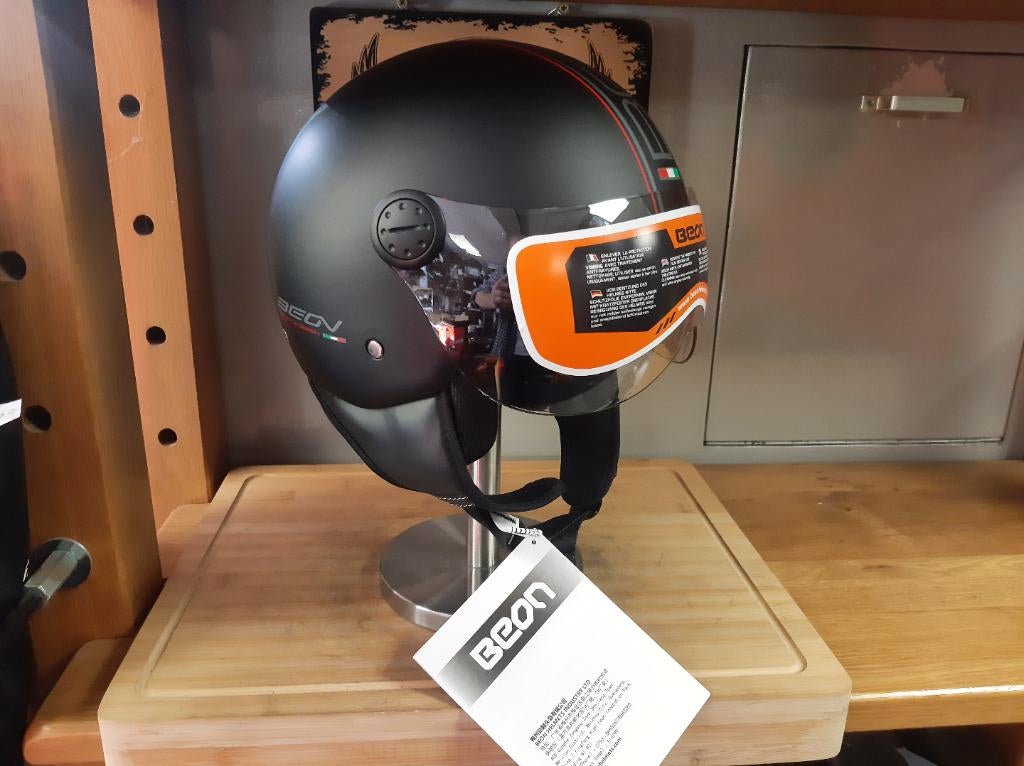 Beon design helm maat S scooter brommer helm snorfiets helm, Pascalstraat 6 1704 RD Heerhugowaard, Dames, Jethelm, Ophalen of Verzenden