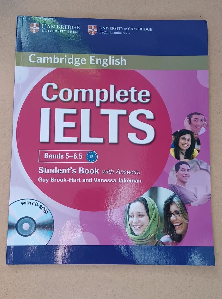 Cambridge English Complete IELTS Student's Book met CD-ROM, Boeken, Guy Brook-Hart en Vanessa Jakeman, Ophalen of Verzenden, Zo goed als nieuw