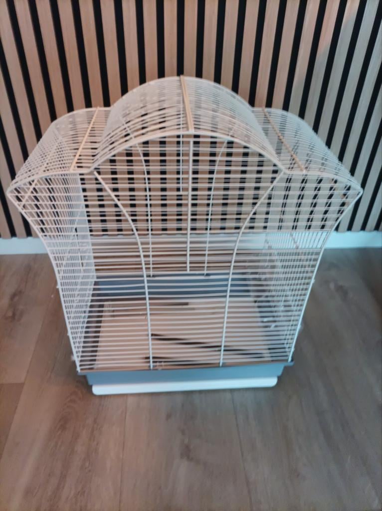 Mooie vogelkooi te koop, Ophalen