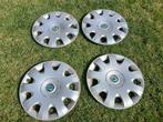 4 Skoda wieldoppen 42 cm, Auto diversen, Wieldoppen, Ophalen