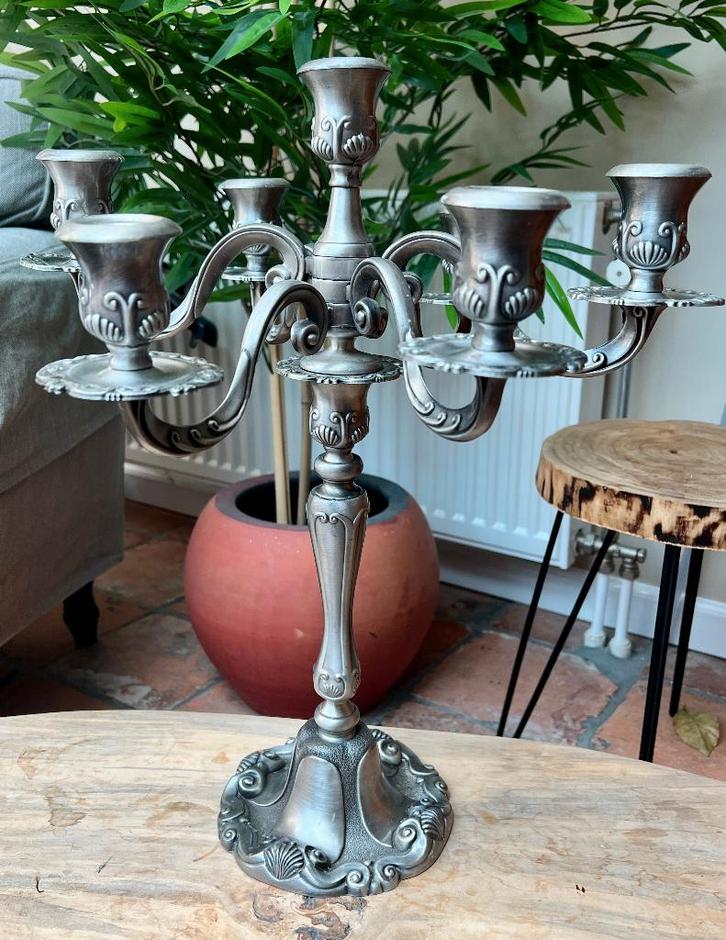 Prachtige tinnen kandelaar – 7 kaarsen, sierlijk ornament, Antiek en Kunst, Antiek | Kandelaars, Overige materialen, Ophalen of Verzenden