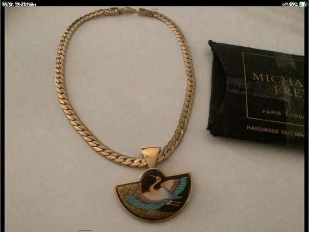 Vintage set ketting en hanger Michaela Frey Emaille 24 k GP, Met hanger, Verzenden, Zo goed als nieuw, Goud