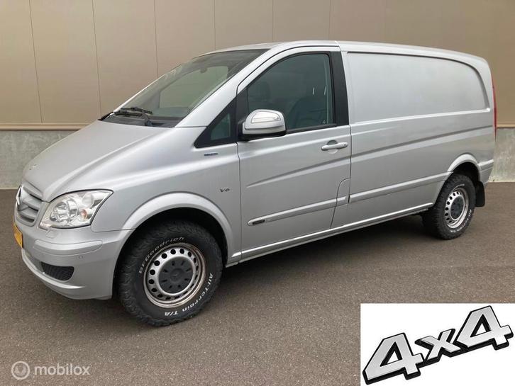 Mercedes Vito 111 CDI 4WD AUTOMAAT AIRCO LEES ADVERTENTIE !, Auto's, Bestelauto's, Te koop, 4x4, ABS, Alarm, Centrale vergrendeling