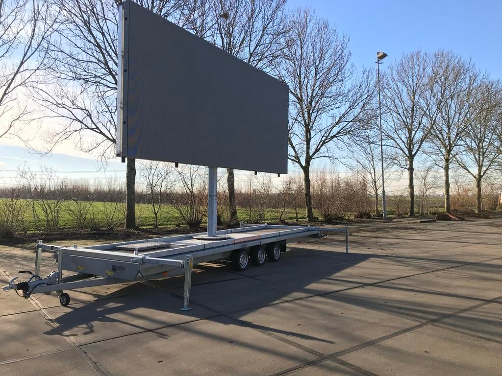 21m2 LED Scherm / LED Wall op Aanhanger, Zakelijke goederen, Ophalen
