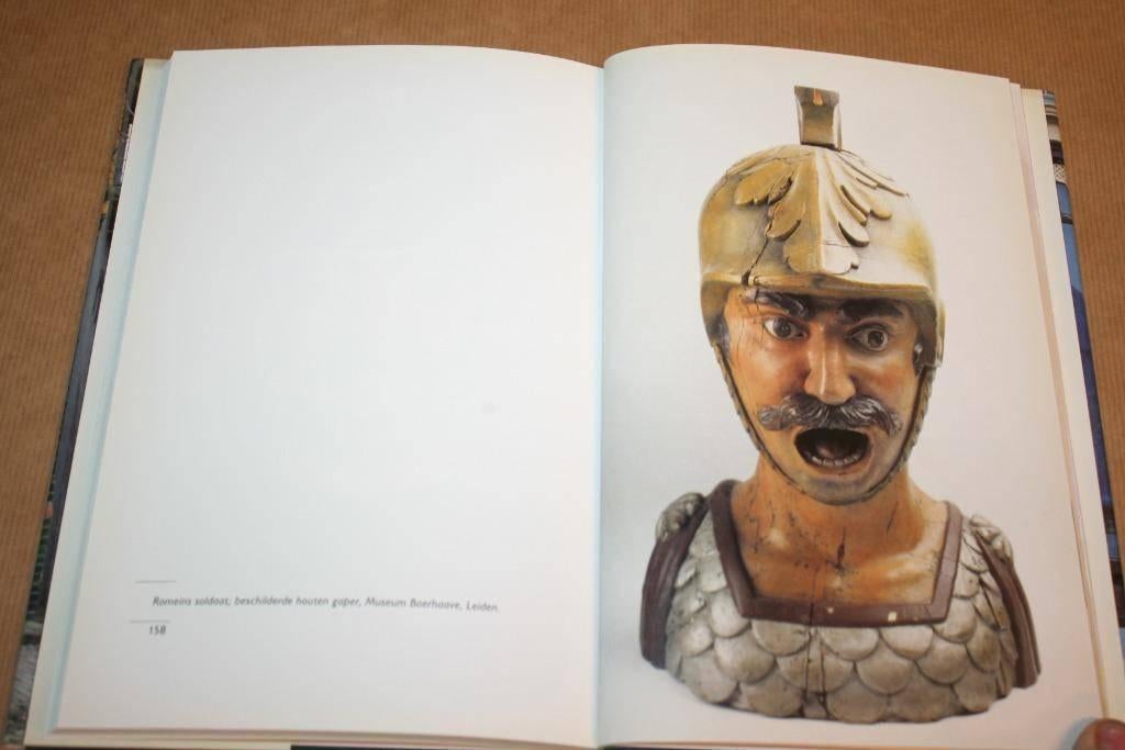 Slang esculaap en gaper - Medisch-farmaceutische symbolen, Ophalen of Verzenden, Gelezen