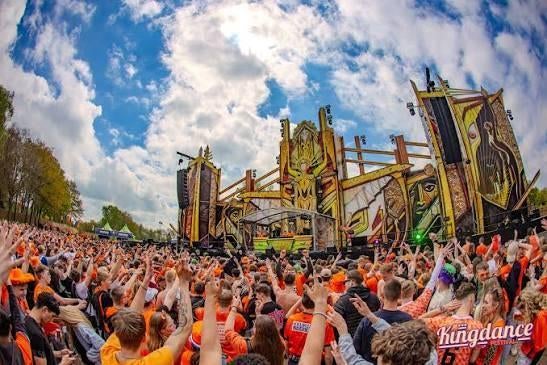 4 kaarten kingdance day 1 & kingdance day 2 koningsdag