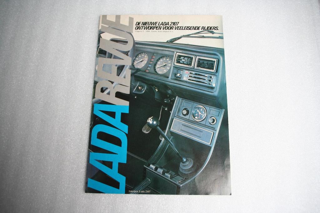 Folder Lada Revue modellenoverzicht (1984) (7), Ophalen of Verzenden, Nieuw, Overige merken