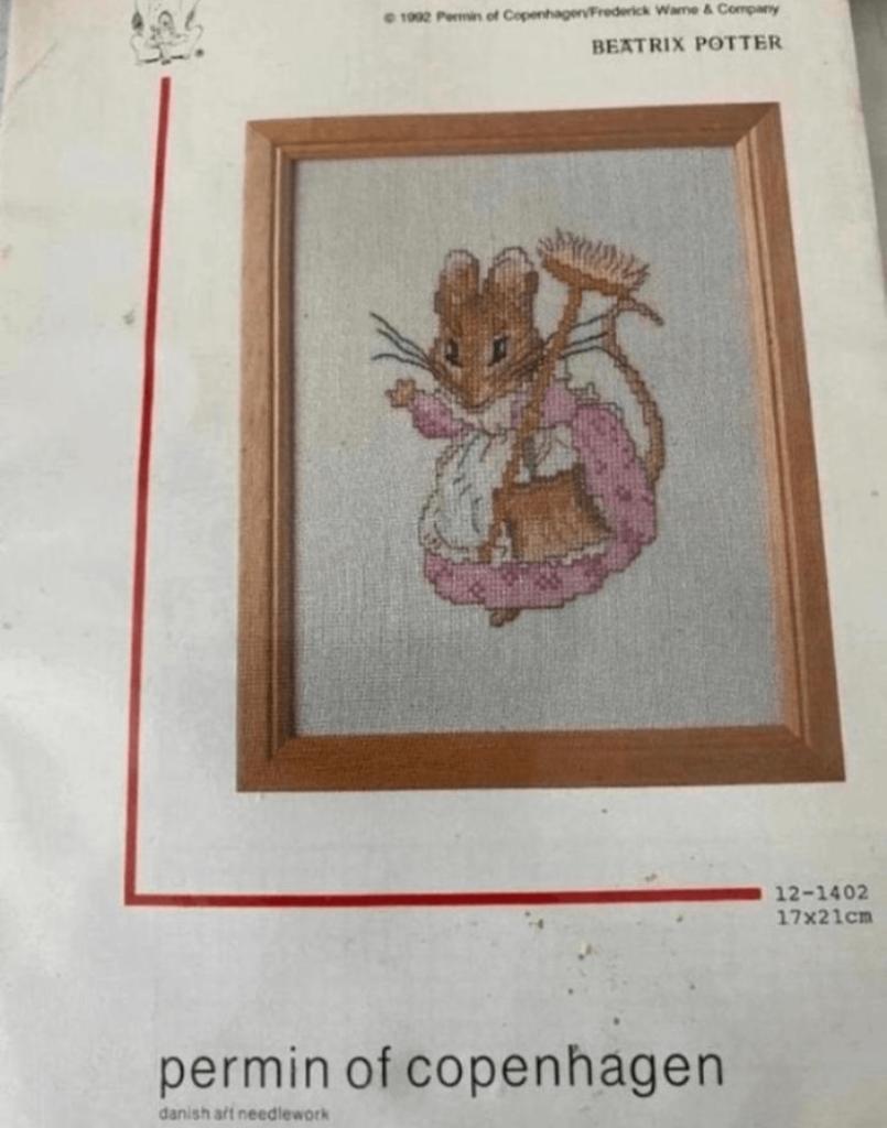 BORDUURPAKKET PERMIN BEATRIX POTTER HUNCA MUNCA, Verzenden, Nieuw, Handborduren, Borduurpakket