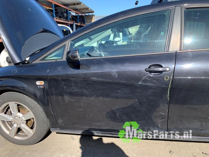 Portier 4Deurs links-voor van een Seat Leon (L9Z), Auto-onderdelen, Carrosserie en Plaatwerk, Gebruikt, -, Deur, -