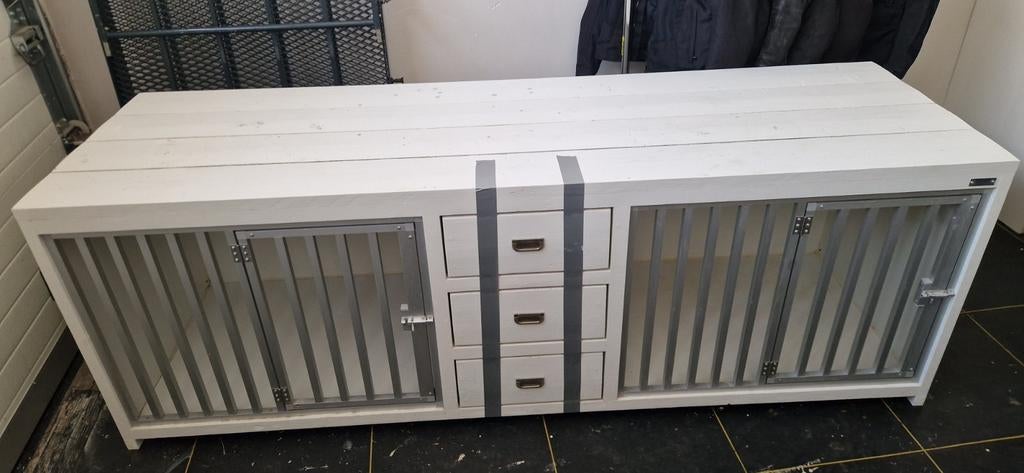 Mooi van steigerhout custom dubbele honden bench, Ophalen, Gebruikt