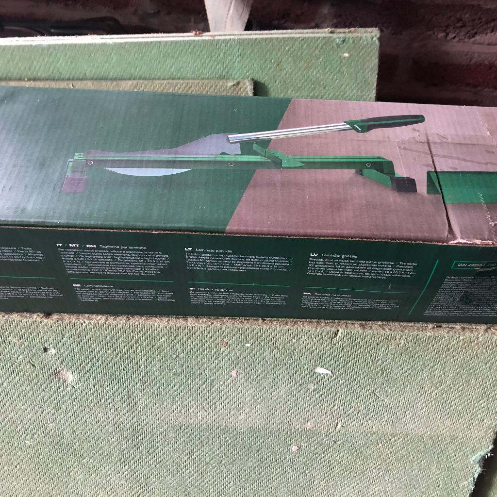 Te koop Laminaat snijder, Ophalen, Zo goed als nieuw