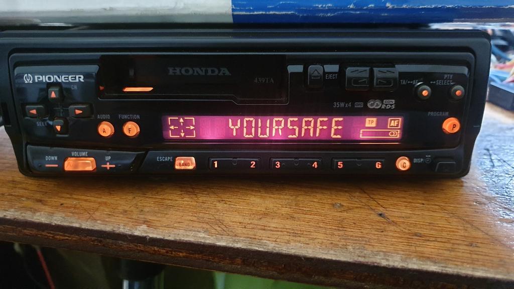 Pioneer autoradio Honda, Ophalen of Verzenden, Zo goed als nieuw