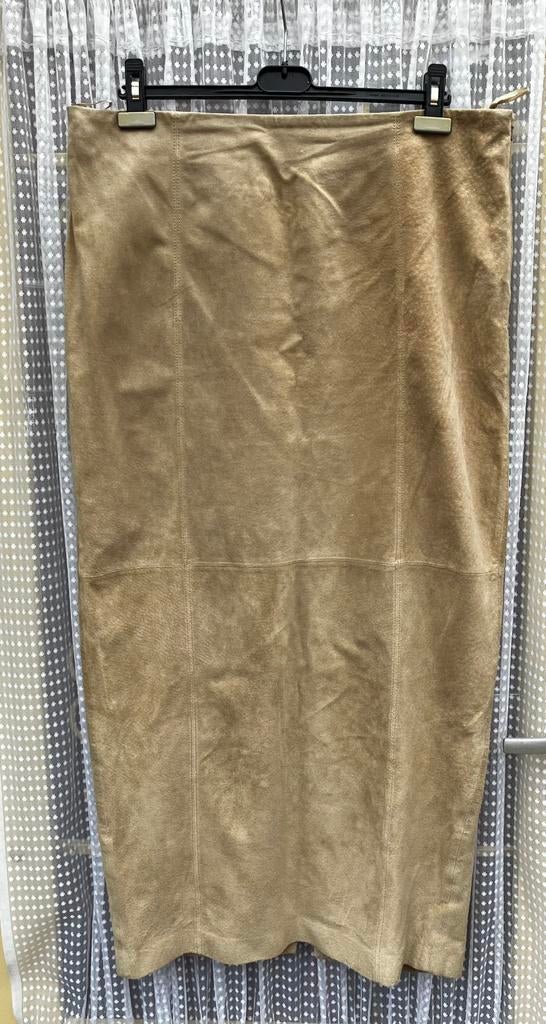Suède rok, cognac/camel, maat 44, Kleding | Dames, Rokken, Bruin, Maat 42/44 (L), Ophalen of Verzenden, Zo goed als nieuw