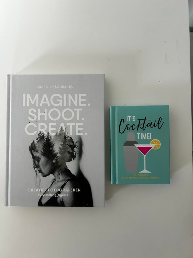 Boeken: ‘Imagine Shoot Create’ en ‘Cocktail boek, Ophalen of Verzenden, Gelezen, Fotografie algemeen