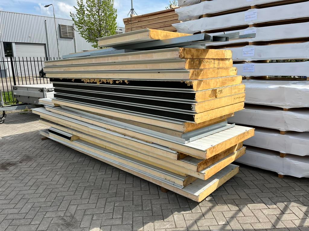 Partij sandwichpanelen 10 cm dik incl dubbele deur, Ophalen, Gebruikt