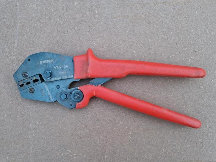 Knipex 975206 krimptang , professionele amp krimp tang, Doe-het-zelf en Verbouw, Gereedschap | Handgereedschap, Gebruikt, Ophalen of Verzenden