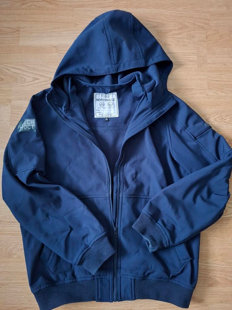 Mooie softshel tussenjas maat 170/176, Kinderen en Baby's, Kinderkleding | Maat 170, Ophalen of Verzenden, Zo goed als nieuw, Jongen