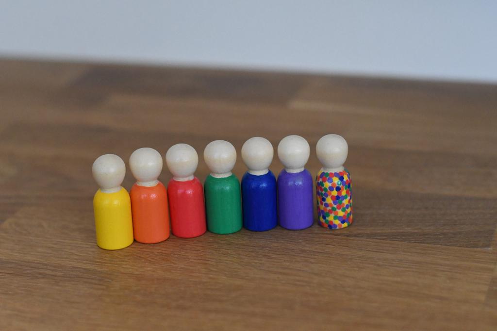 Regenboog pegdolls passend bij Stapelstein middel, Ophalen of Verzenden, Zo goed als nieuw