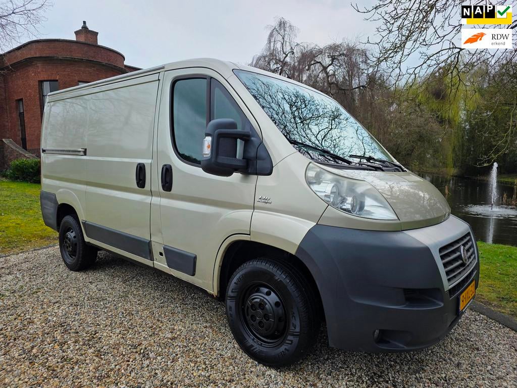 Fiat Ducato 30 2.3 MultiJet KH2 AUTOMAAT, Auto's, Euro 5, Gebruikt, Bedrijf, Diesel