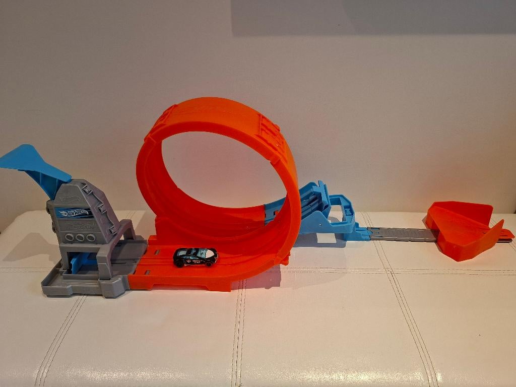 Hot Wheels Action Drift Loop Track (GTV13), Kinderen en Baby's, Speelgoed | Racebanen, Ophalen, Racebaan, Zo goed als nieuw, Hot Wheels
