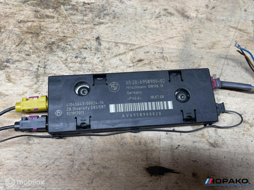 Antenne versterker BMW 1 serie E81 E87 6520695890002, Auto-onderdelen, Elektronica en Kabels, Gebruikt, Einsteinlaan 5 rijswijk