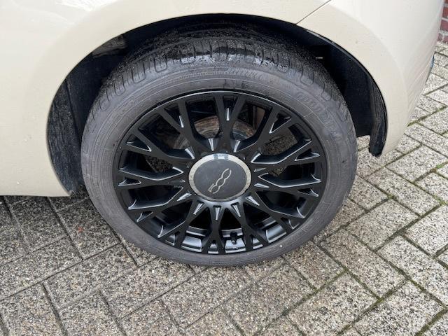 Fiat 500 C 1.2 Lounge Cabrio *cappuccino *velgen nieuwstaat, Gebruikt, 4 cilinders, 4 stoelen, Leder en Stof