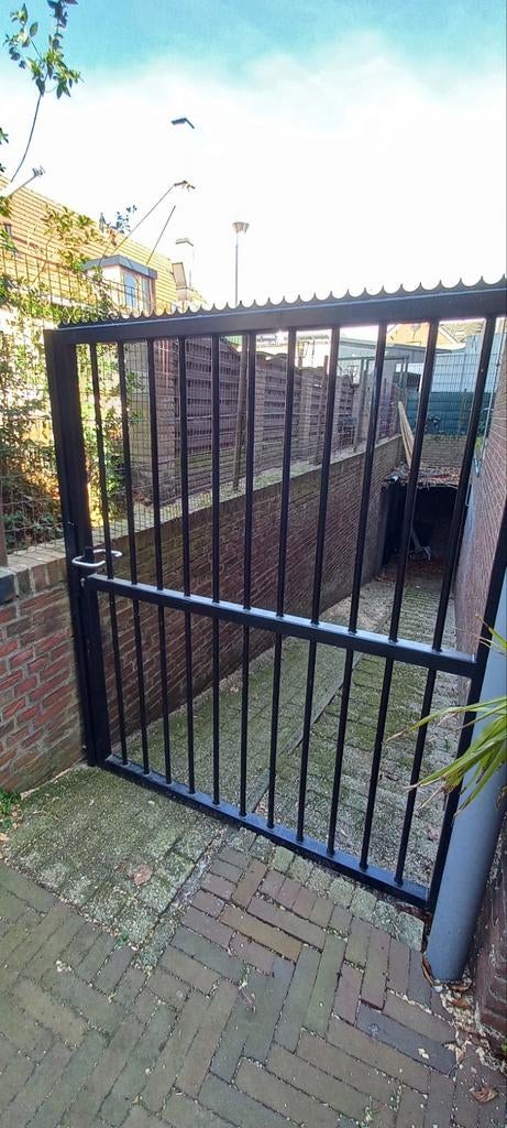 Metalen traliepoort, Ophalen of Verzenden, IJzer, Sierhekwerk